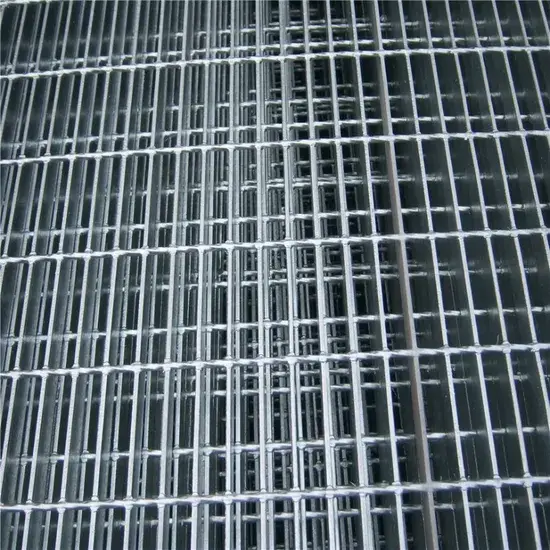 Tấm grating thép không trượt mạ kẽm nhúng nóng - Giải pháp an toàn cho lối đi và sàn nhà
