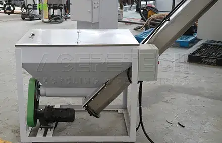 Thiết bị ép viên chất liệu từ ống HDPE và nhựa PP PE