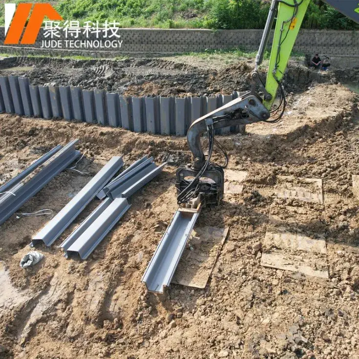 Tấm nhựa PVC chất lượng cho công trình chống xói mòn, kiểm soát lũ, tạo tường biển bền đẹp